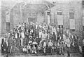 José Martí junto a tabaqueros de la fábrica de Vicente Martínez Ibor en Tampa, Estados Unidos 1893.jpg