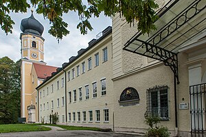 Kloster mit Sankt-Martins-Kirche