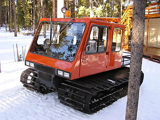 <span class="mw-page-title-main">Snowcat</span> Enclosed-cab, truck-sized, fully tracked vehicle designed to move on snow