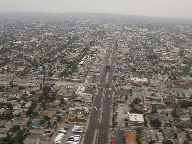 File:La Brea Avenue, Inglewood, California (14516651172).jpg