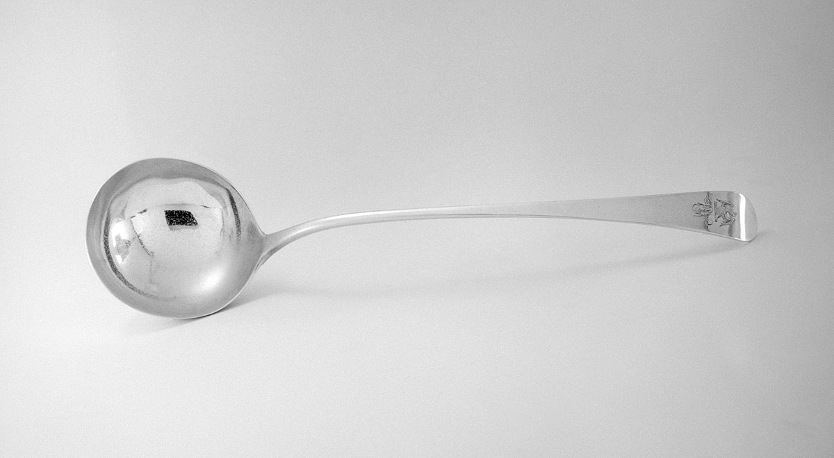 Ladle (spoon) - Wikipedia