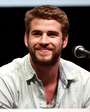 Liam Hemsworth by Gage Skidmore.jpg