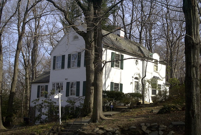 File:Lou Gehrig Home 5204 Delafield Avenue.jpg