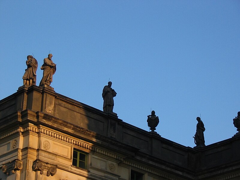 File:Ludwigslust Schloss 2007-03-24 010.jpg