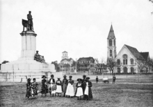 In this 1892 photograph of Marion Square, the original version of the Calhoun Memorial can be seen. Marion Square 1892.PNG