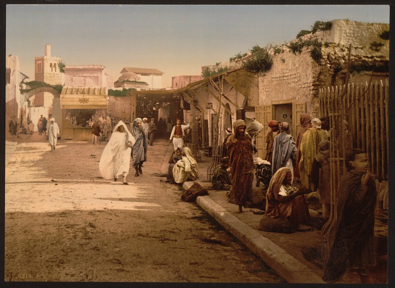 File:Marr Street, Tunis, Tunisia-LCCN2001699382.tif