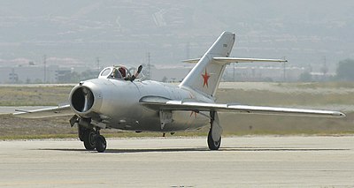 Истребитель МиГ-15 поступил на вооружение полка в середине 50-х годов XX века. Полск стал истребительным. На фото показан самолёт МиГ-15, принадлежащий частному лицу, Калифорния, 2007 год.
