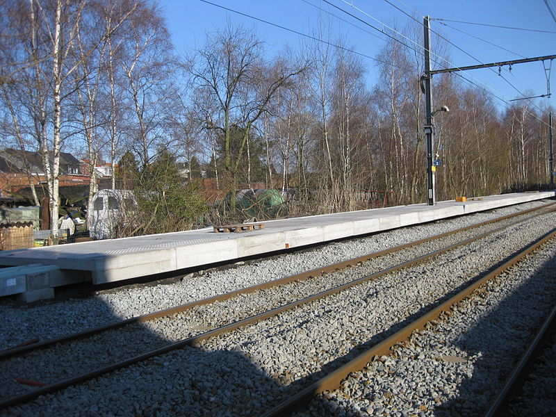 File:Moderniseering station Niel.JPG