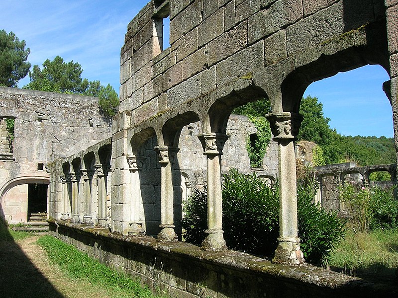 File:Mosteiro do Bon Xesús de Trandeiras - Xinzo de Limia - Ourense.jpg