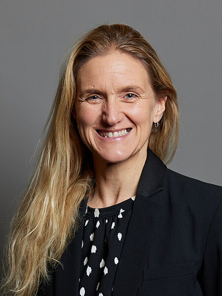 Image: Official portrait of Kim Leadbeater MP