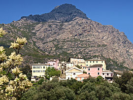 Ogliastro-village-2.jpg