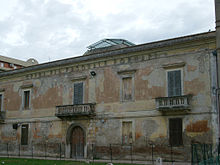 Bild der Fassade der Ex Opera Pia Monte Fornari