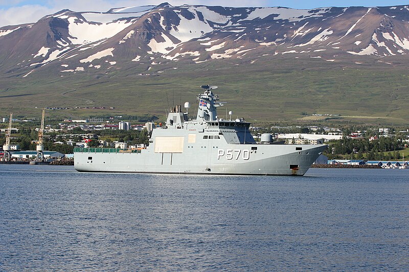 File:P570 Knud Rasmussen outside Akureyri Harbour in Iceland.jpg