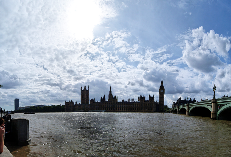 File:Palace-of-westminster-panorama-3.png