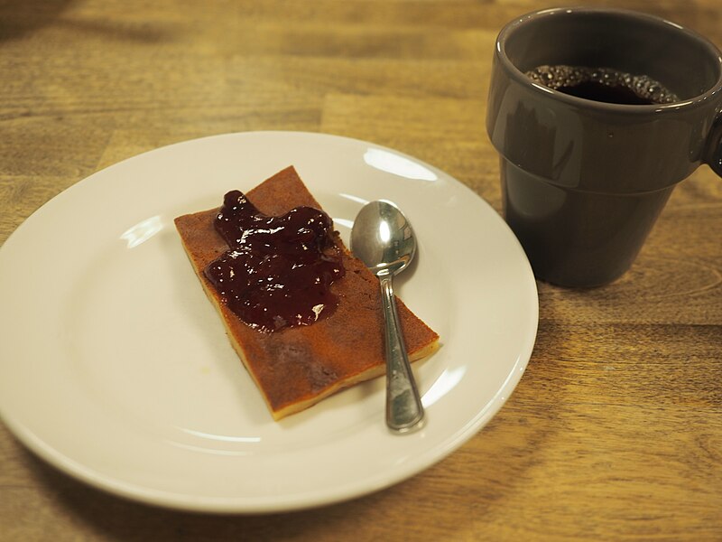 File:Pancake and coffee at restaurant Sävel.jpg