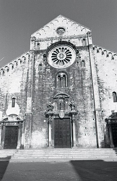 File:Paolo Monti - Servizio fotografico (Bari, 1965) - BEIC 6328871.jpg