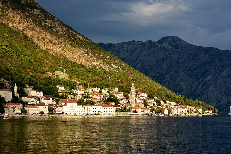 File:Perast in the Bay of Kotor (20) (29788083841).jpg