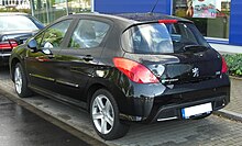 Fichier:Peugeot 308 SW front 20100612.jpg — Wikipédia