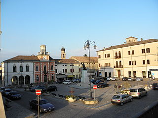Piazza Garibaldi (Ariano nel Polesine).jpg