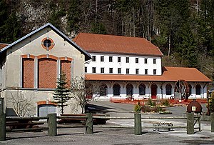 Les moulins souterrains du Col-des-Roches.