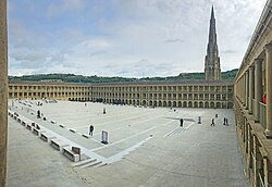 Piece Hall, Halifax (36239750242).jpg