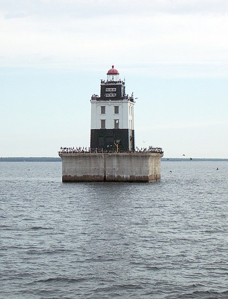 Poe Reef Light.JPG