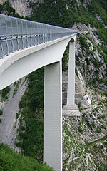 Ponte viadotto Valgadena.jpg