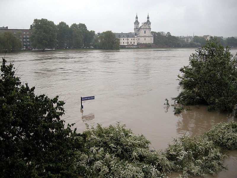 File:Powódź w Krakowie 2010 - panoramio (1).jpg
