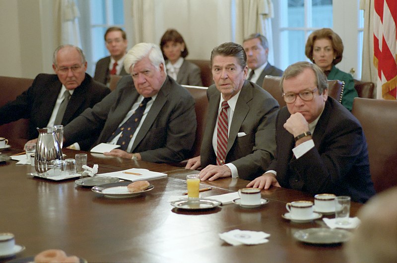 File:President Ronald Reagan meets with Howard Baker, Tip O'Neill, and Bob Michel.jpg