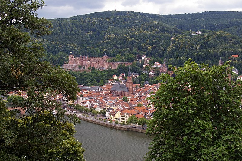 File:Promenáda filosofů Heidelberg.jpg