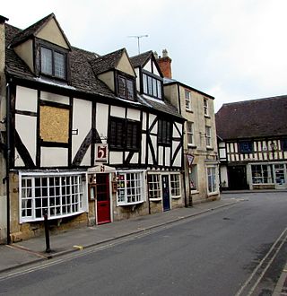 <span class="mw-page-title-main">5 North St</span> Restaurant in Gloucestershire, England