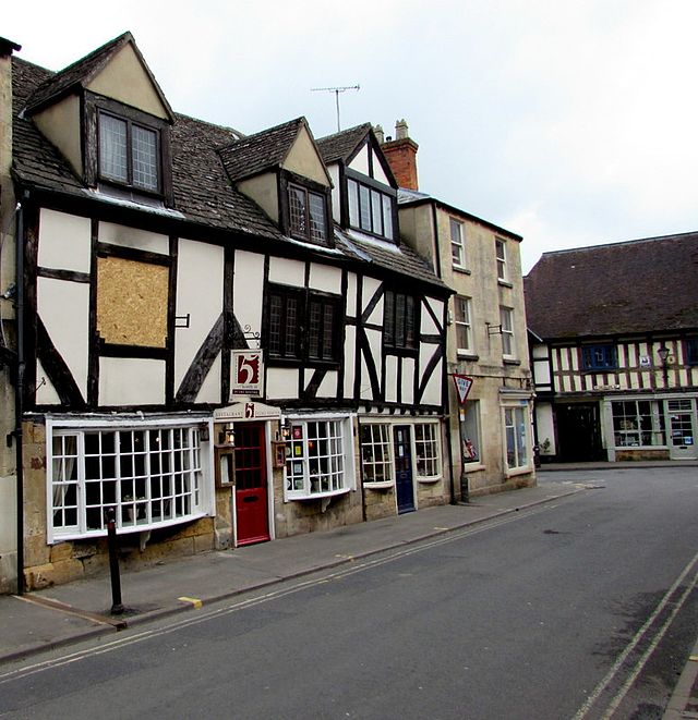 St north. Уинчкомб. North Street. Winchcombe. Норт 5.