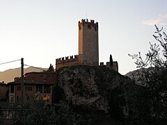 Landeinwärts gerichtete Ostseite