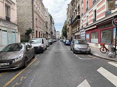 Comment aller à Rue Galvani en transport en commun - A propos de cet endroit