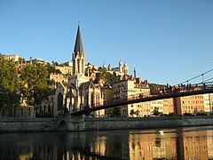 Saint-Georges et Fourvière.jpg