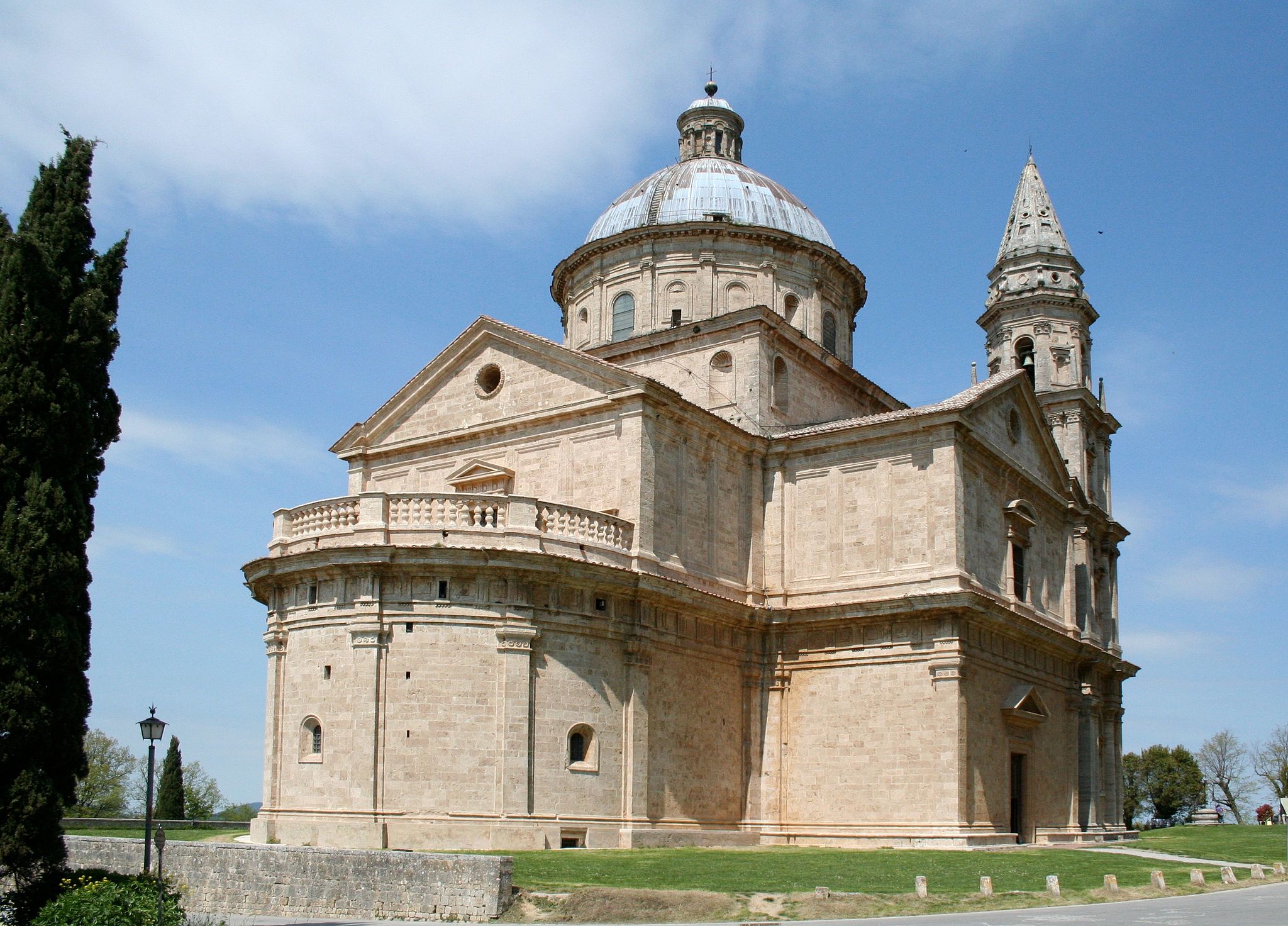 File:Porta delle Farine (Montepulciano) 02.jpg - Wikimedia Commons