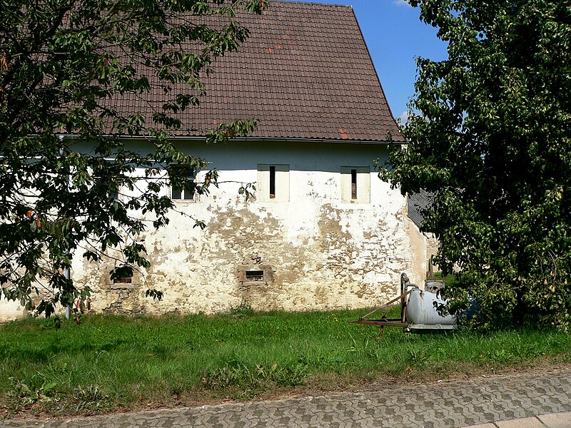 File:Schloss-Wasserknoden-BadBerneck.jpg