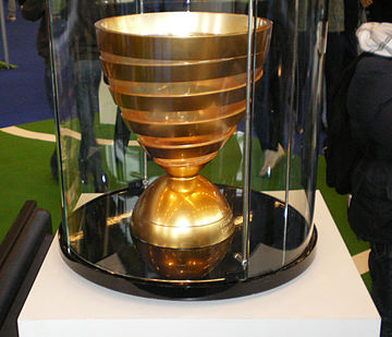 De "Coupe de la Ligue" trofee (3x)