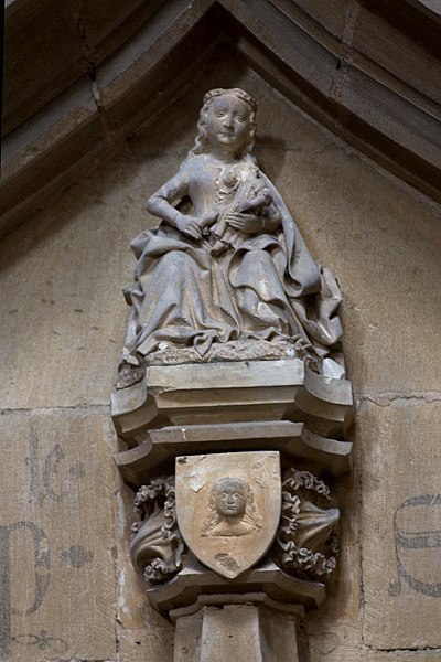 File:Semur en Auxois-Collégiale Notre Dame-Vierge allaitant l'Enfant Jésus-20110304.jpg