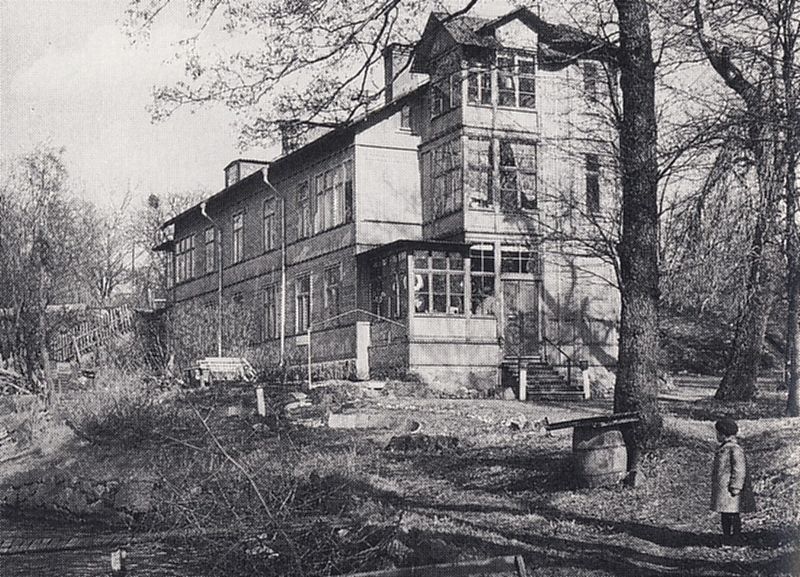 File:Sofieberg Sjövillan 1947.jpg