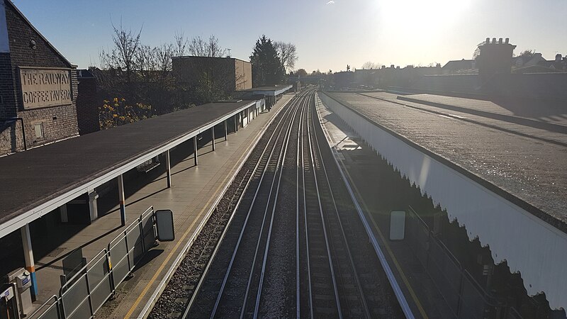 File:South Woodford tube station 20161128 132211 (49455956068).jpg