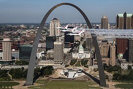 St. Louis Skyline Gateway Arch The Thunderbirds June 12, 2017.jpg