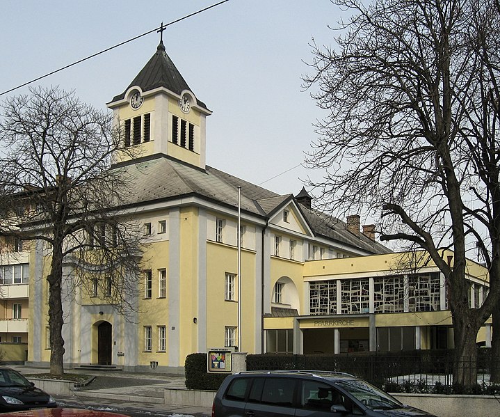 File:Stadlauer Pfarrkirche.jpg