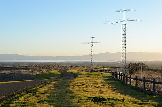 Antennae, Stanford Dish area