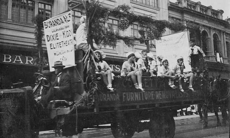 File:StateLibQld 1 152143 Eight Hour Day procession float, Brisbane, 1924.jpg