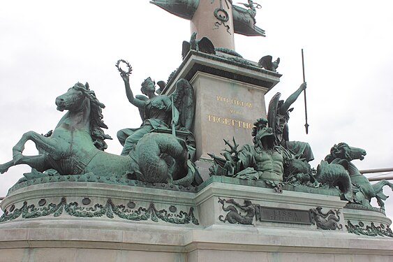 Statue of Wilhelm von Tegetthoff in Vienna
