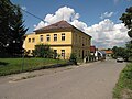 Čeština: Základní škola v Teplýšovicích. Okres Benešov, Česká republika. English: Elementary school in Teplýšovice village, Písek District, Czech Republic.