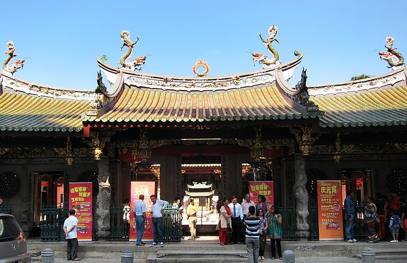 File:Thian Hock Keng Temple - entrance.jpg