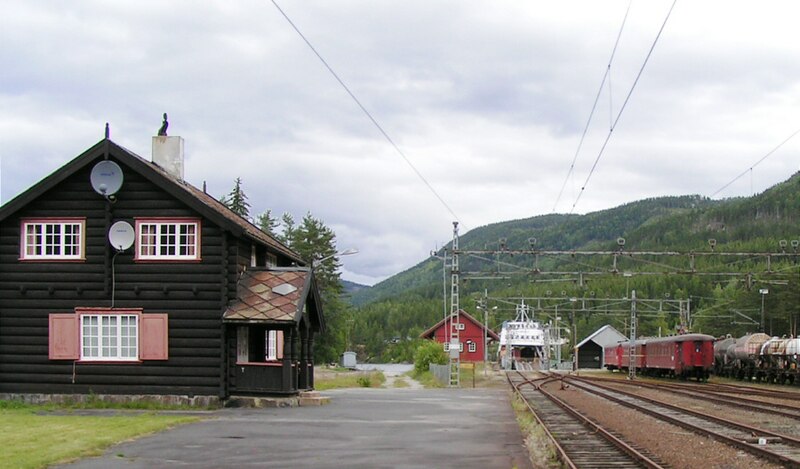 File:Tinnoset 2004 SRS.jpg