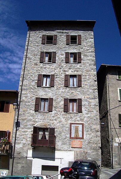 File:Torre - Sonico (Foto Luca Giarelli).jpg